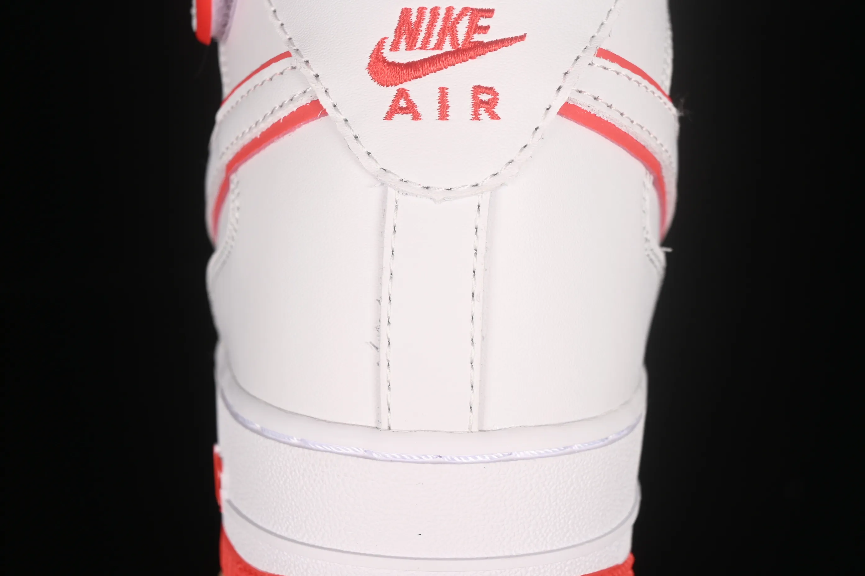 All Categories Nk Air Force 1 Air Force Series Nk Air Force 1 Mid Air Force Mid Nk Air Force 1'07 Mid Beige Red Starry Mid Top Air Force One Casual Sneakers WP5623-832